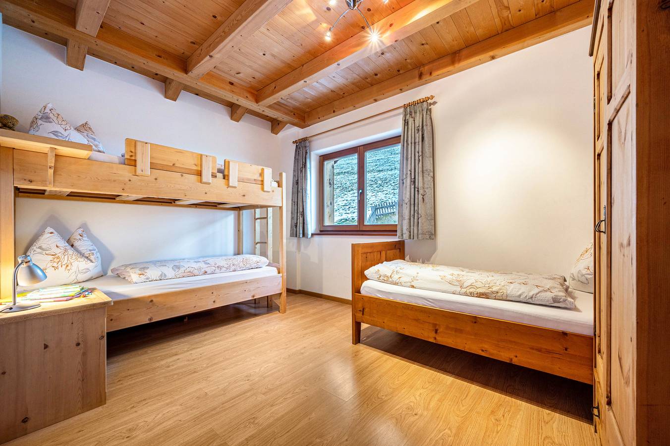 Ganze Wohnung, Ferienwohnung "Raffreiderhof Apt Fichte" mit Bergblick, Pool und Wlan in Lüsen, Dolomiti Superski