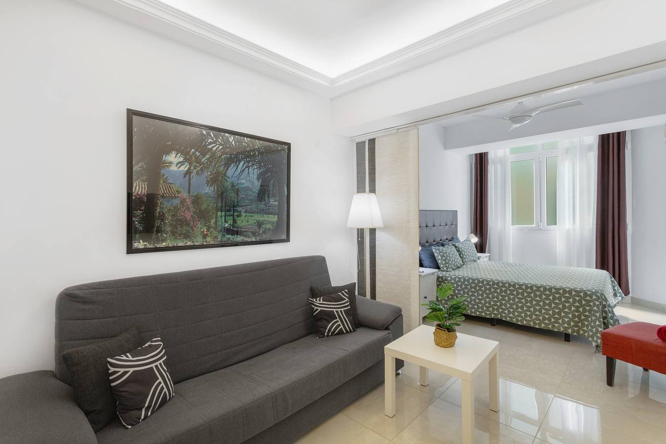 Hel lägenhet, Vacation Apartment 'El Descanso Del Viajero' with Wi-Fi in Las Palmas de Gran Canaria Centre, Las Palmas