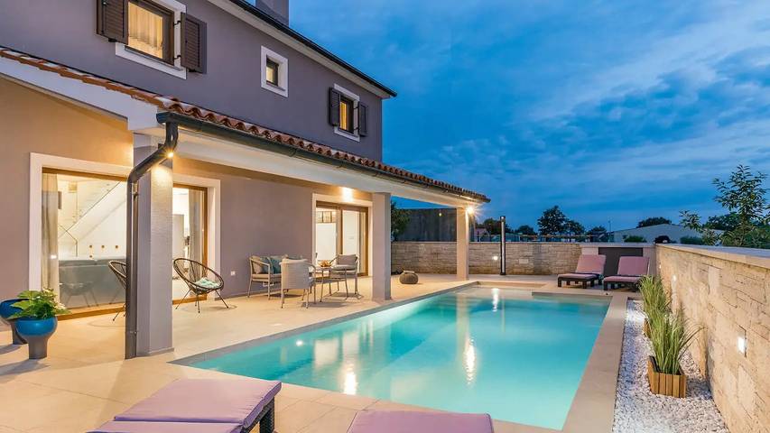 Ferienhaus für 6 Personen, mit Garten und Pool - 1