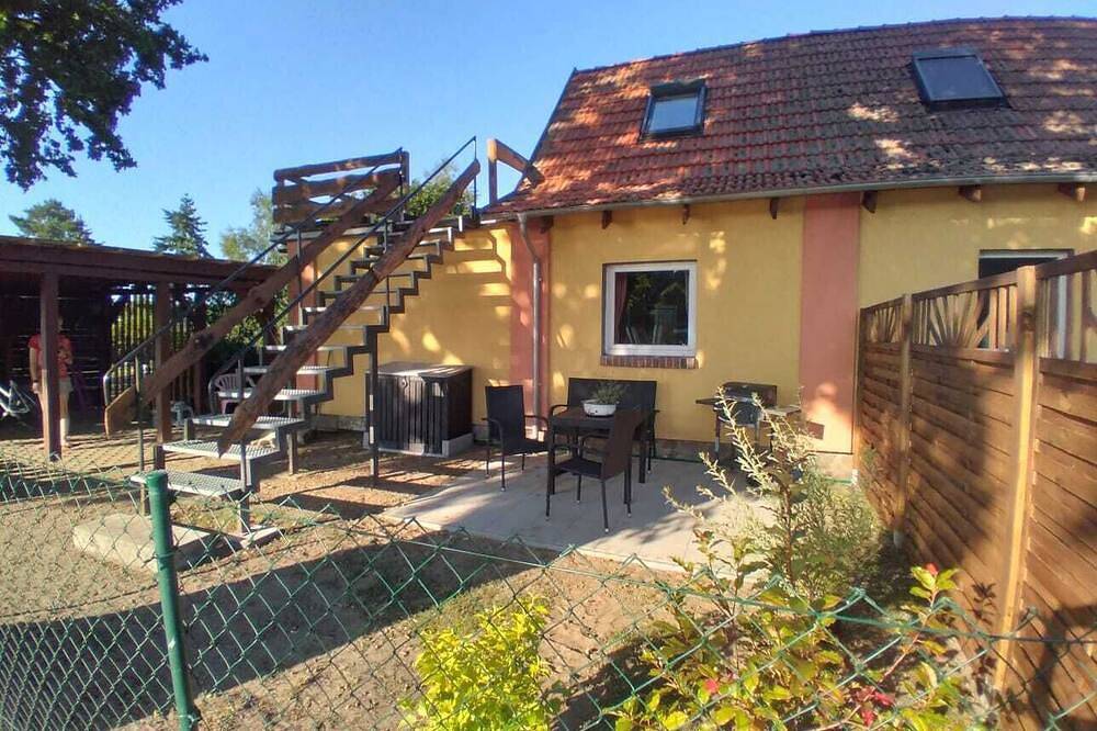 Ganze Wohnung, Ferienwohnung Monteurzimmer ab 35 Euro Mecklenburg Seenplatte in Eldetal, Müritz