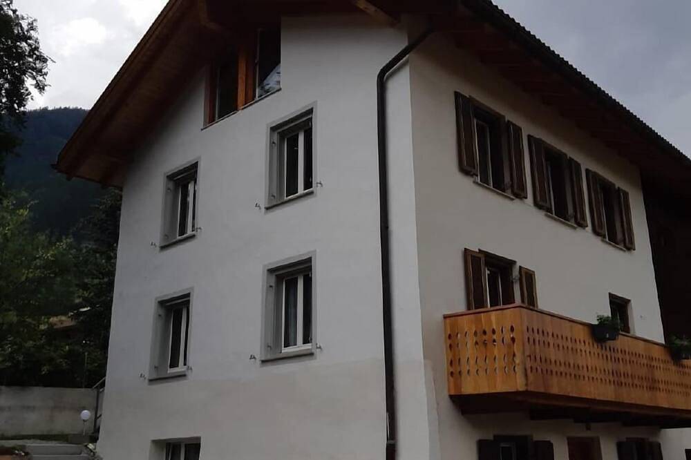 Ganze Wohnung, Ferienwohnung Müstair für 1 - 5 Personen mit 3 Schlafzimmern - Ferienwohnung in Val Müstair, Unterengadin