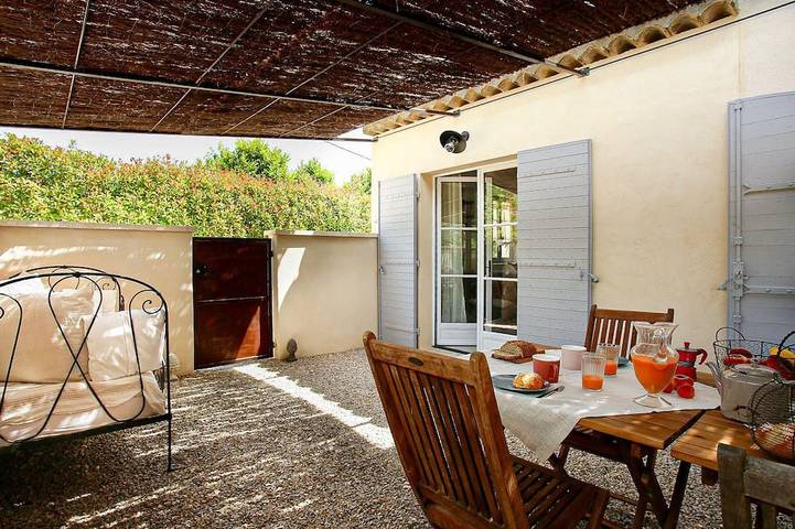 Cottage de charme  Mirabeau prox centre ville Aix in Aix-en-Provence, Côte méditerranéenne (France)