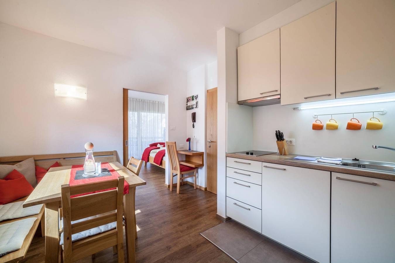 Ganze Wohnung, Ferienwohnung "Schnitzer - Hagebutte" mit Bergblick, Wlan, Balkon & Garten in Rabland, Partschins