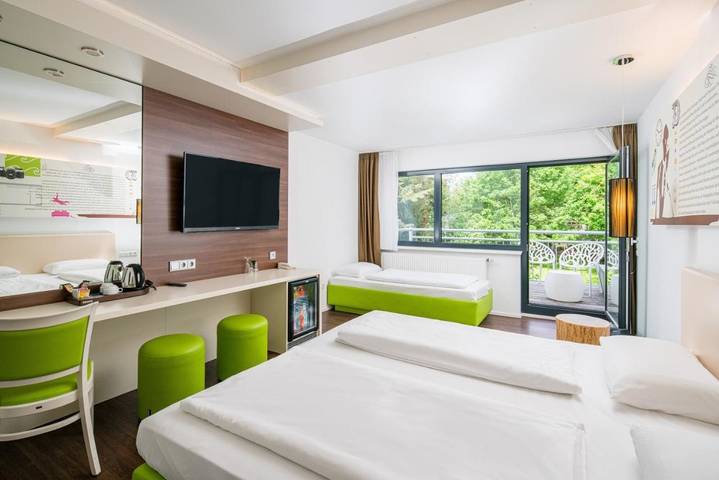 Hotel para 6 personas, con terraza y jardín - 1