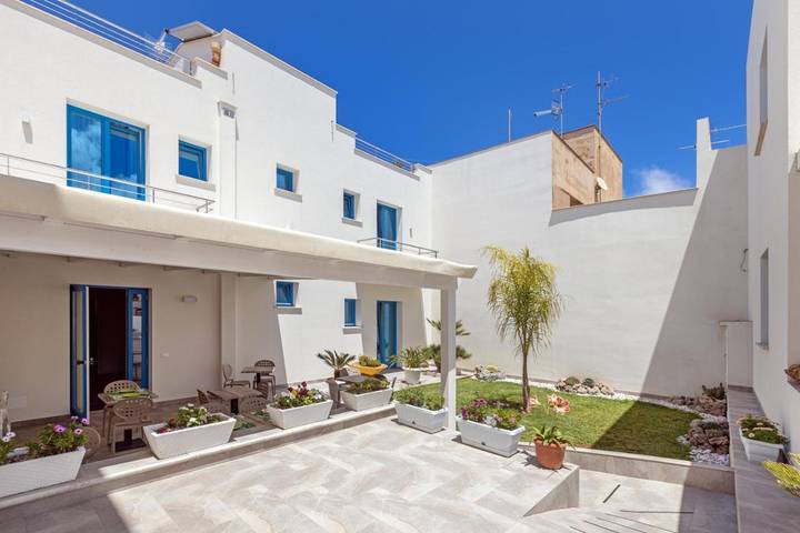 Bed and breakfast per 2 persone, con balcone e giardino - 1