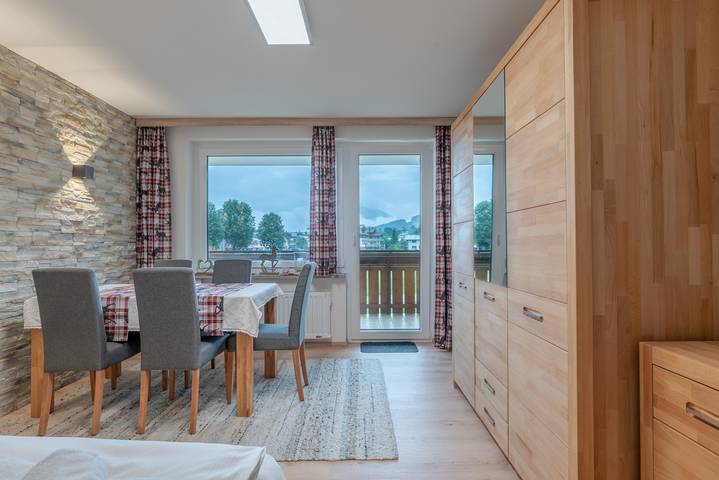 Studio für 3 Personen, mit Balkon
