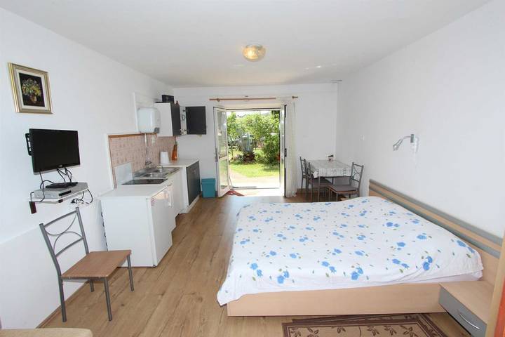Studio für 2 Personen, mit Balkon/Terrasse und Terrasse - 1