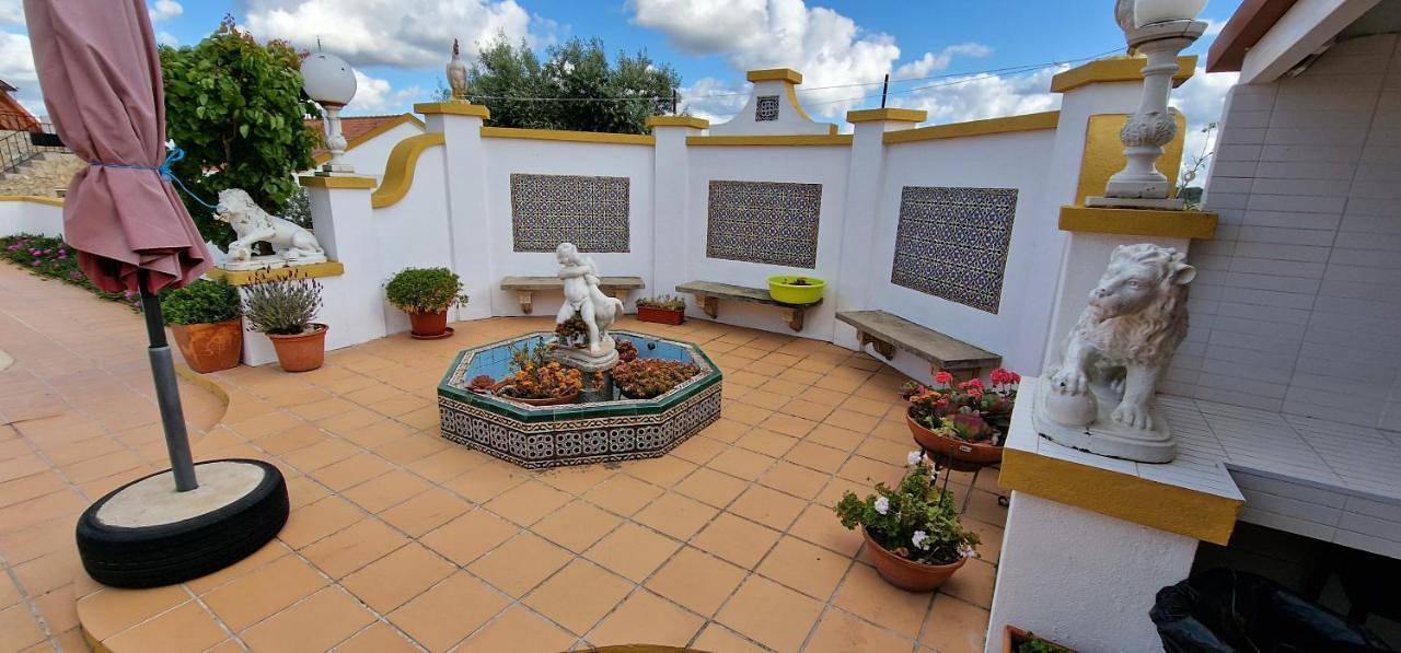 Double Room in Mora (Evora), Distrito de Évora