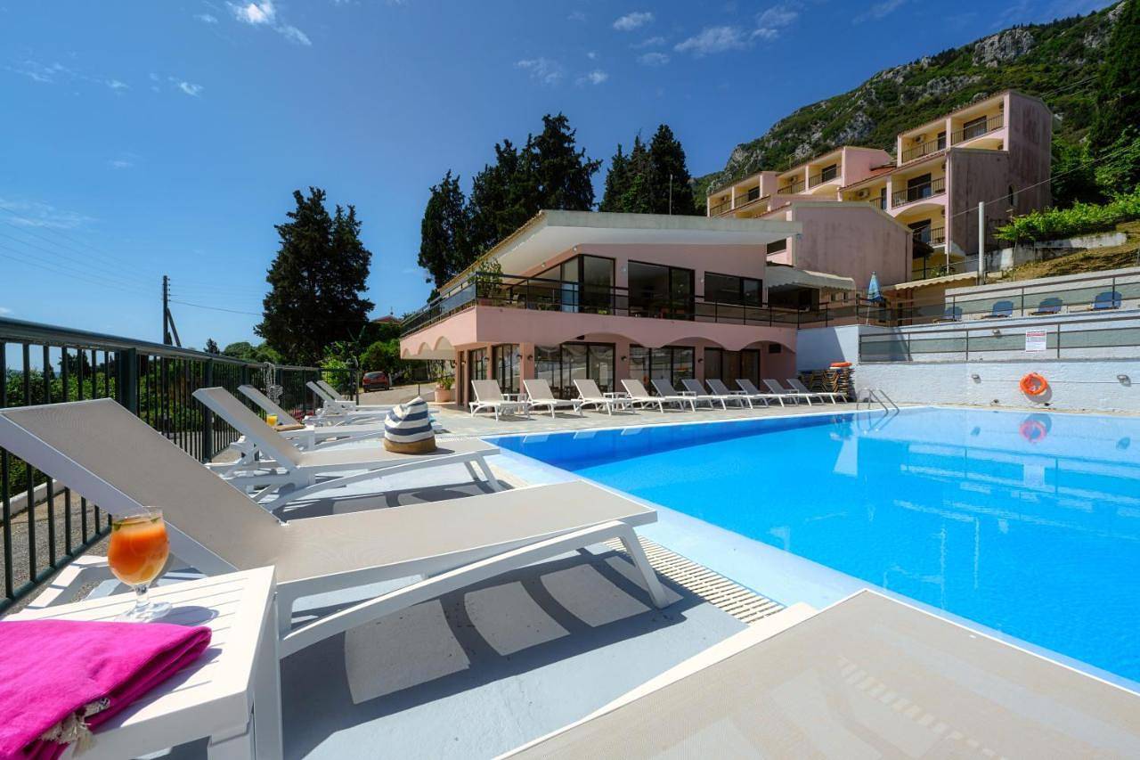 Siora Leni Hotel in Benitses, Corfu, Corfou