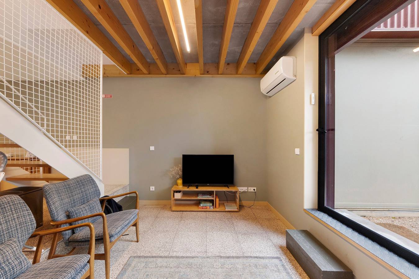 Orange Apartments A – Elegantes Apartment mit Patio im Herzen von Porto in Cedofeita, Porto