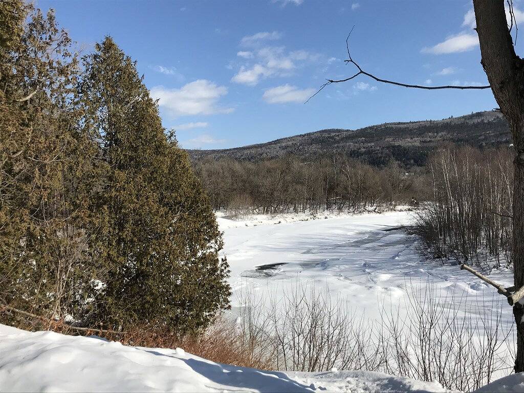 Ganze Wohnung, La Campagne im Zentrum von Baie St Paulunique in Le Massif