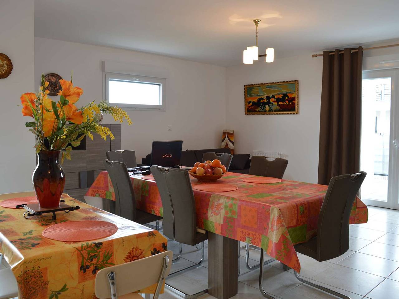 Appartement entier, Appt Confort 3 Pièces avec Terrasse et Piscine à Saint-Raphaël in Saint-Raphaël, Côte méditerranéenne (France)
