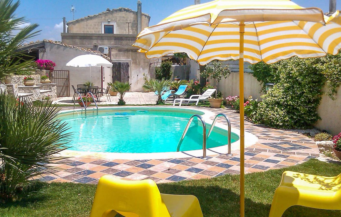 Appartement confortable avec piscine, terrasse et parking in Ragusa, Province de Ragusa