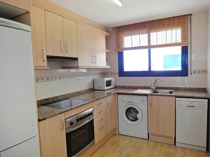 Location de vacances pour 8 personnes, avec terrasse et jardin, animaux acceptés à L'Ampolla - 4