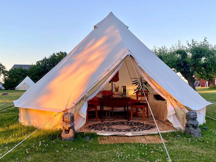 Camping für 4 Personen, mit Garten und Ausblick sowie Terrasse in Südschweden