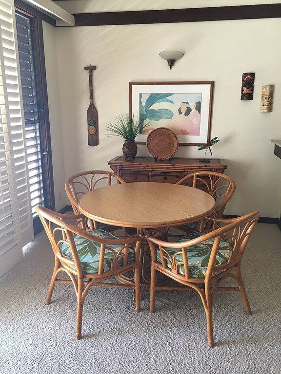 Holiday rental for 4 people, with balcony and garden as well as pool and hot tub in Kauai