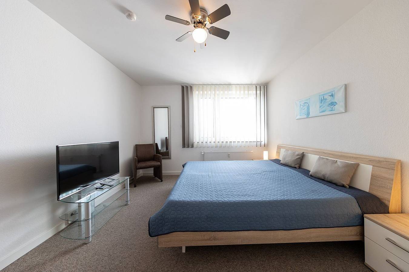 Ganze Wohnung, Ferienwohnung Weserblick. Hafennähe und schöne Aussicht. in Bremerhaven-Mitte, Bremerhaven