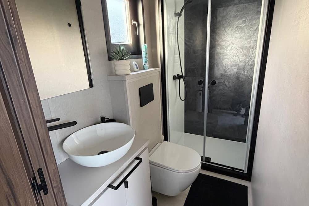 Tiny house \"la Tiny de la chicorée\" for 2 to 4 people in Usclas-d'Hérault, Costa mediterránea (Francia)