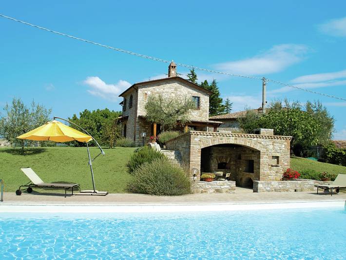 Casa vacanza per 7 persone, con Terrazza e Piscina a Umbertide