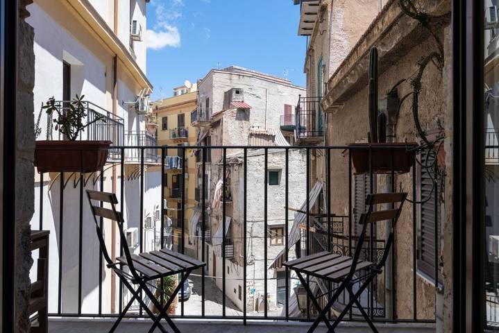 Appartamento intero, Guesthost - Loft della Rosa Bianca in Castellammare (Palermo), Palermo