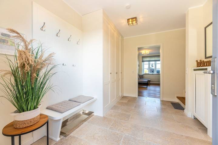 Ferienhaus für 6 Personen, mit Ausblick und Sauna sowie Garten in Midlum - 4