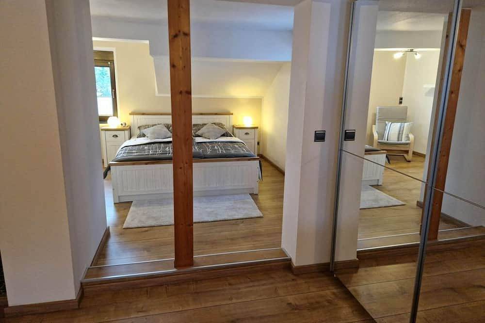 Ganze Wohnung, Ferienwohnung am Wasserfall - 5-Bett-Ferienwohnung Dusche/Wc, 3 Schlafräume in Nohn, Vulkaneifel