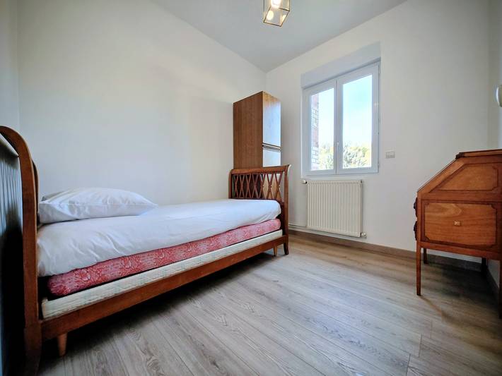 Vaucorbe - 7 Chambres - Jardin - Parking - 12 pers in Tonnerre, Region Avallon