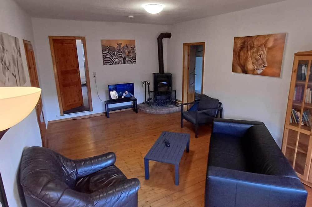 Ganze Wohnung, Apartment 'Steppenwolf' mit Gemeinschaftsgarten und Wlan in Balve, Sorpesee