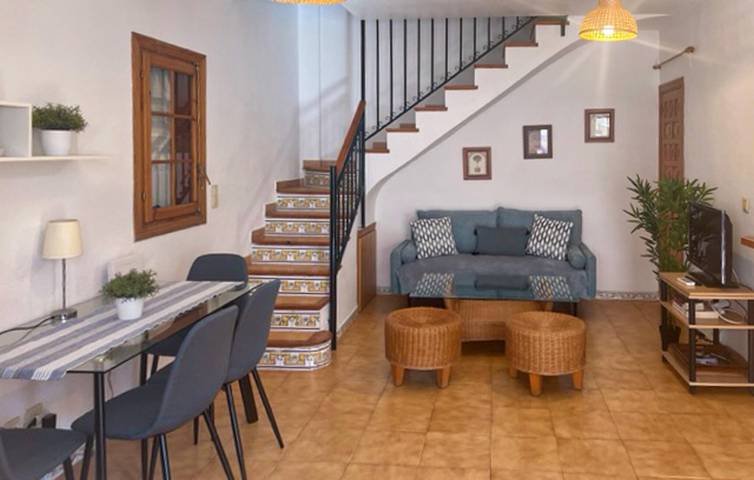 Location de vacances pour 6 personnes, avec terrasse et piscine à Elche - 3