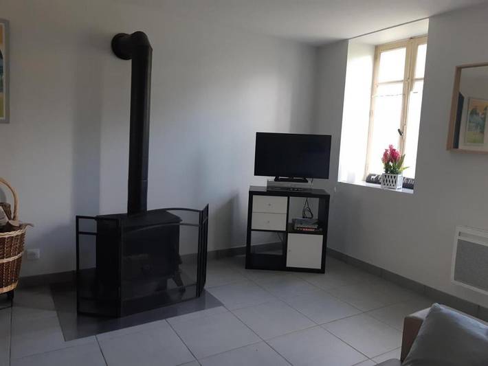 Location de vacances pour 6 personnes, avec jardin à Lavoine - 3