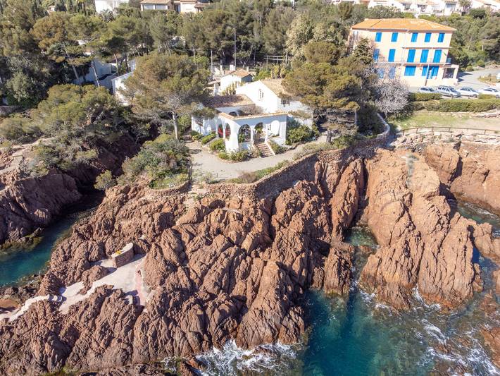 Location de vacances pour 8 personnes, avec jardin et terrasse à Saint-Raphaël - 2
