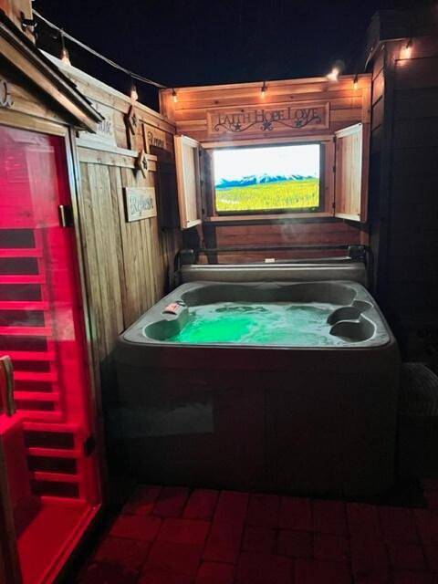 Gîte pour 2 personnes, avec sauna et jacuzzi à Reno - 2