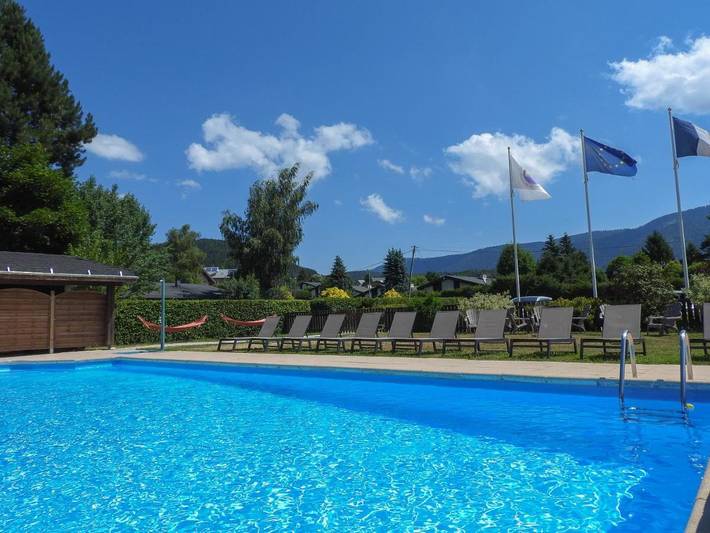 Hôtel pour 2 personnes, avec terrasse ainsi que piscine et jardin