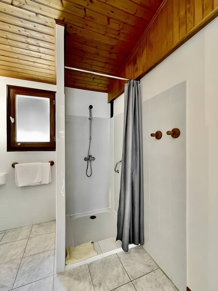 Gîte pour 3 personnes, avec jardin à Saint-Pompont - 3
