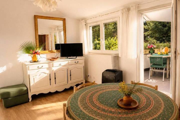 Location de vacances pour 2 personnes dans Port Du Lavandou