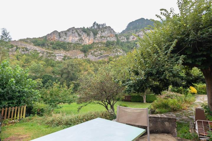 Gîte pour 4 personnes, avec terrasse, animaux acceptés à Sainte-Enimie - 3