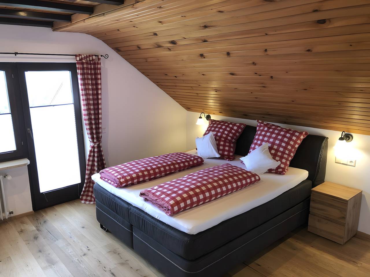 Ganze Wohnung, Ferienwohnung 'Kaltenbach' mit Balkon und Wi-Fi in Enzklösterle, Nordschwarzwald