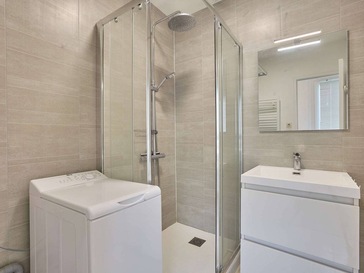 Appartement entier, Spacieux T2 rénové, vue nature, balcon sud, Wifi, parking à Barbotan in Cazaubon, Gers