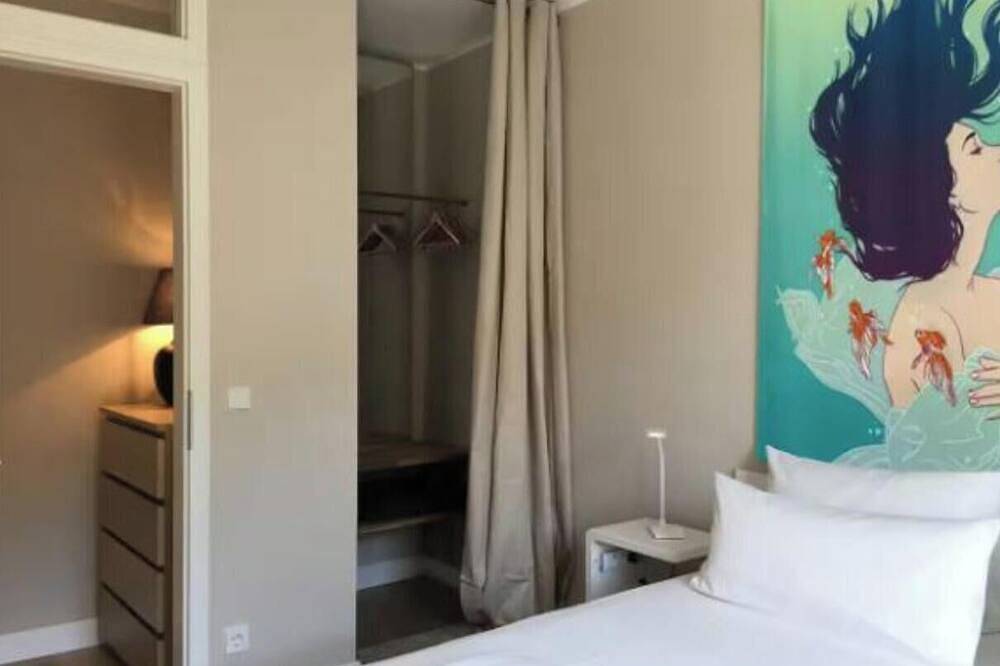 Hel lejlighed, Elegant & Central: 3-Bedroom Designer Apartment with Balcony in Berlin in Berlin Indre By, Berlin