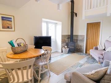 Cottage for 4 People in Flintshire, North-Wales, Photo 2