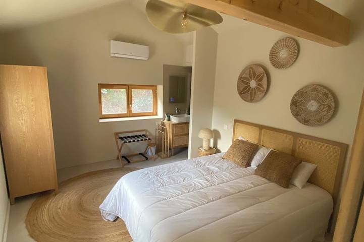 Gîte pour 12 personnes, avec piscine à Sanilhac - 3