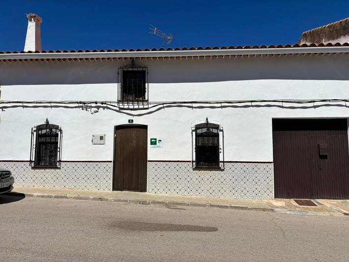 Casa rural para 4 personas, con Terraza y Jardín en Robledo - 2
