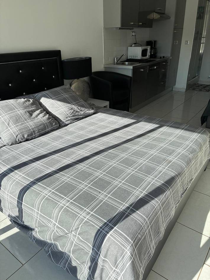 Gîte pour 2 personnes, avec terrasse dans Plage Naturiste (Le Cap d'Agde) - 3