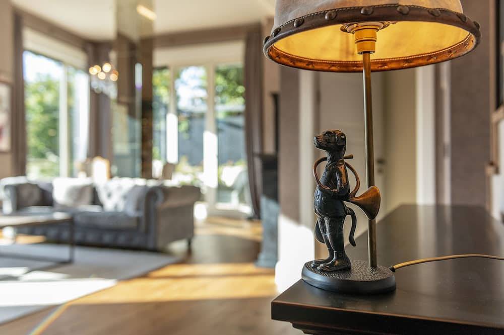 Villa Hemitage | Atlantic Realty in Playa de la Concha, San Sebastian