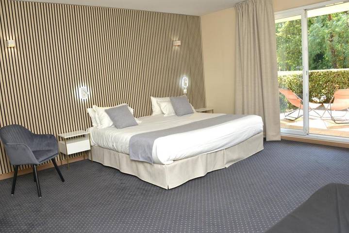 Hôtel pour 5 personnes, avec jardin et terrasse, animaux acceptés à Albon - 4