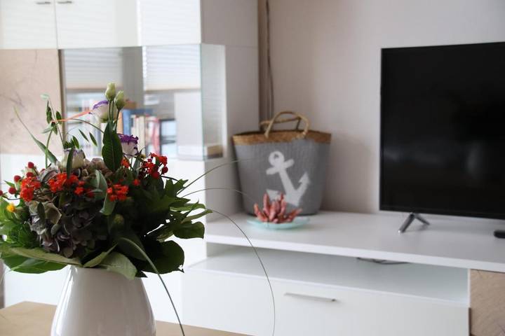 Ferienwohnung für 3 Personen, mit Seeblick und Ausblick sowie Balkon in Bitterfeld - 3