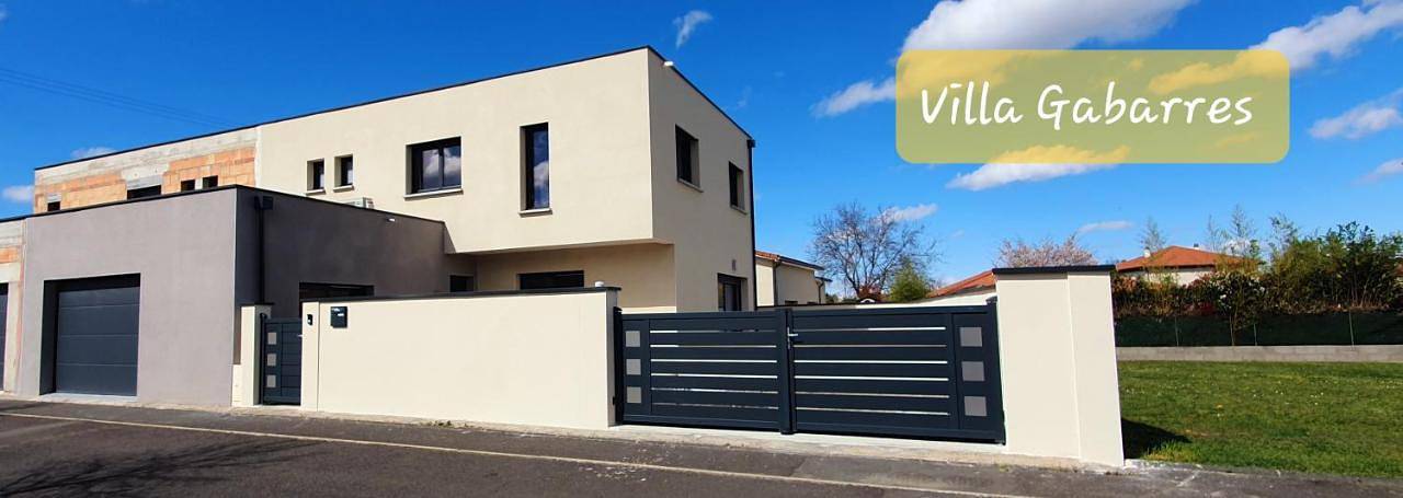 Location de vacances pour 12 personnes, avec vue et balcon à Pont-du-Château - 2