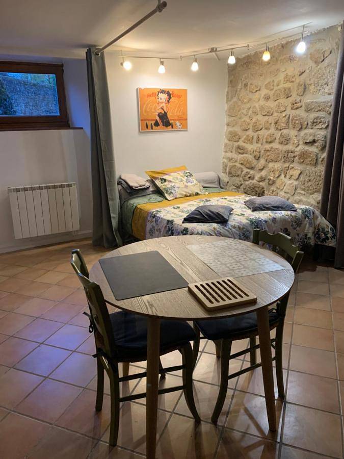Location de vacances pour 2 personnes, avec vue à Quintenas - 4