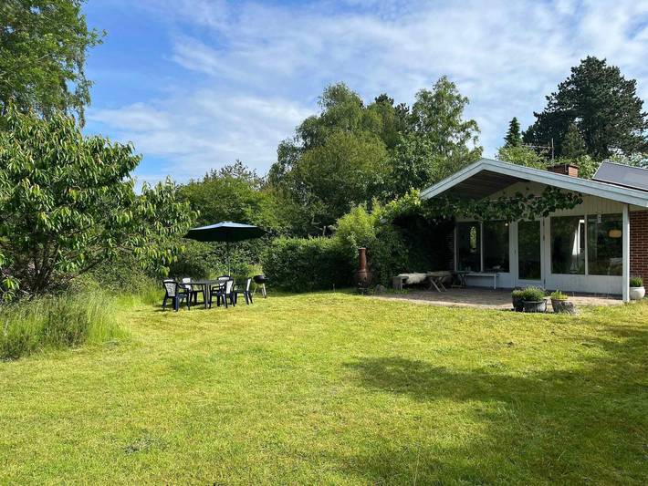 Feriehus for 4 personer, med terrasse i Djursland