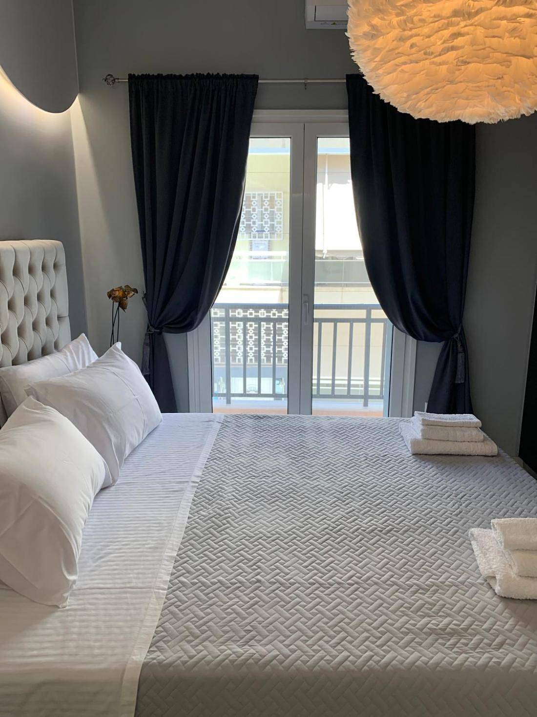 Ganze Wohnung, Modernes Apartment mit Meerblick, 2 Minuten vom Strand entfernt, Central Artemida in Artemida, Regionalbezirk Ostattika